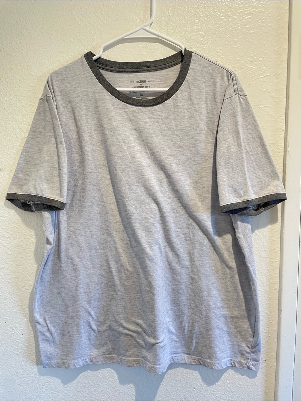 Urban Pipeline Mens XXL Ringer T-Shirt Light Gray Dark Gray Trim Crewneck Tee